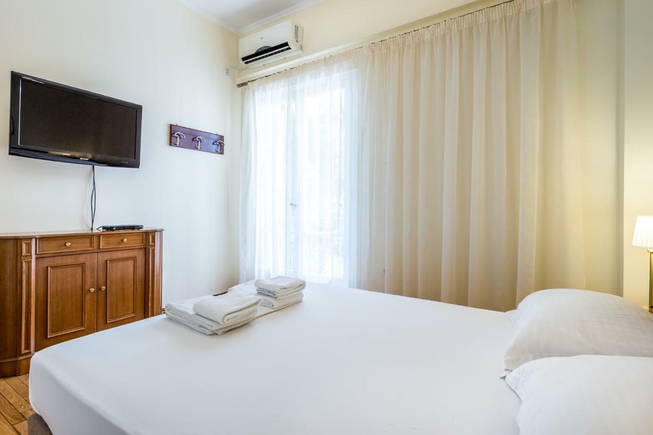 Chic Flat In Kolonaki Next To American Embassy Atene Esterno foto