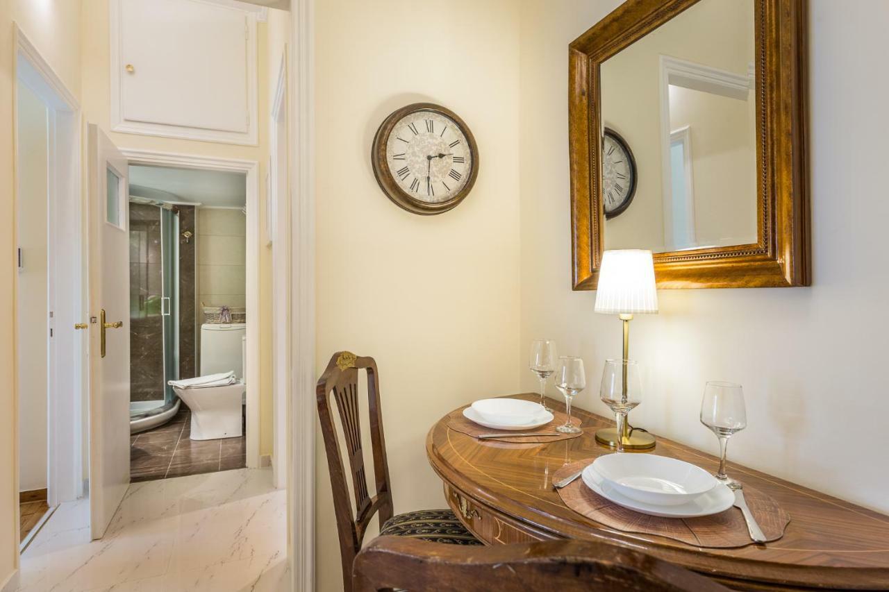 Chic Flat In Kolonaki Next To American Embassy Atene Esterno foto